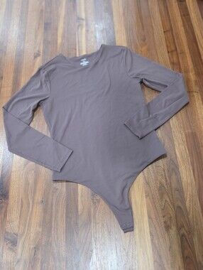Nuuds Long Sleeve Crewneck Bodysuit Snap Closure Form Fitting Size Large